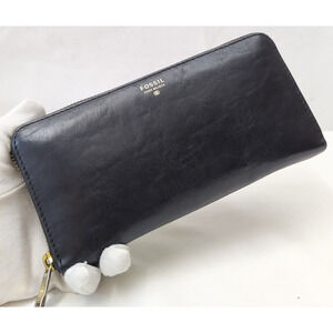 Fossil Black Smooth Leather Zip Around Credit Card Long Wallet